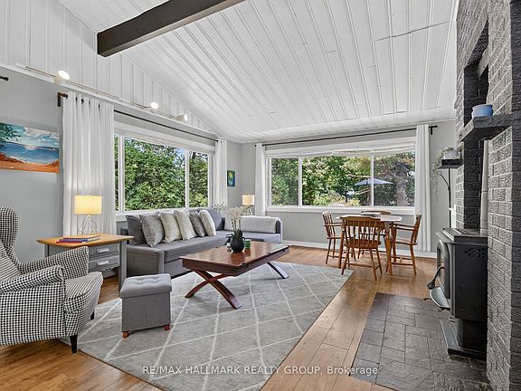 5th image of 671 Bayview Dr