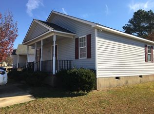 33 Park Place St, Angier, NC 27501