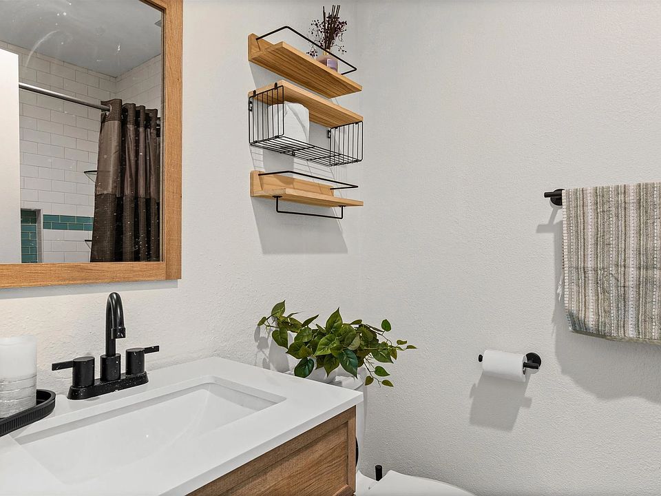 Primary Bath/Spa