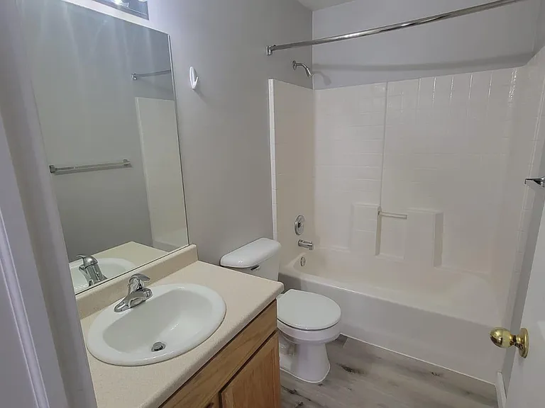 1353 S 1440 E — Photo 14