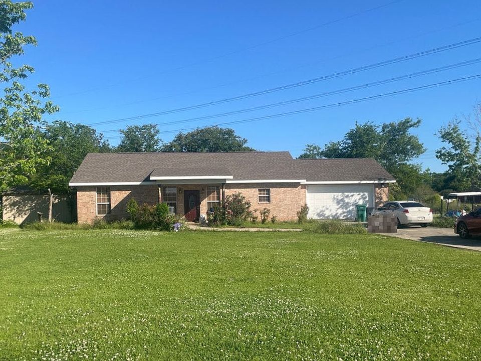 1st image of 673 Sabre Dr