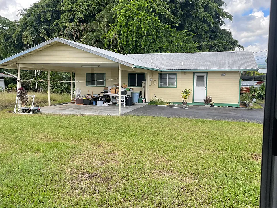 1050A Iolani St