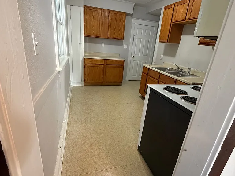 3718 Bellefontaine Ave — Photo 4