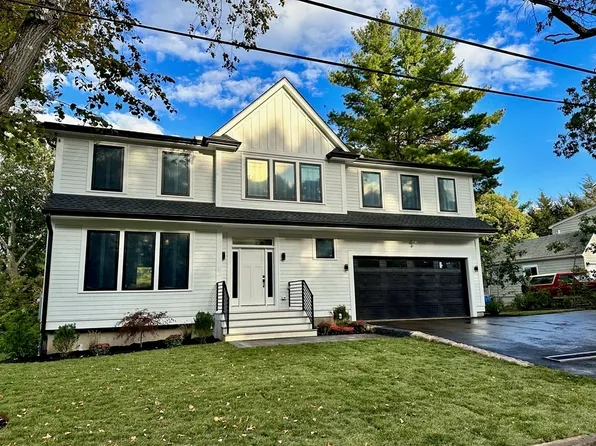 18 Alden Ln, Winchester, MA 01890