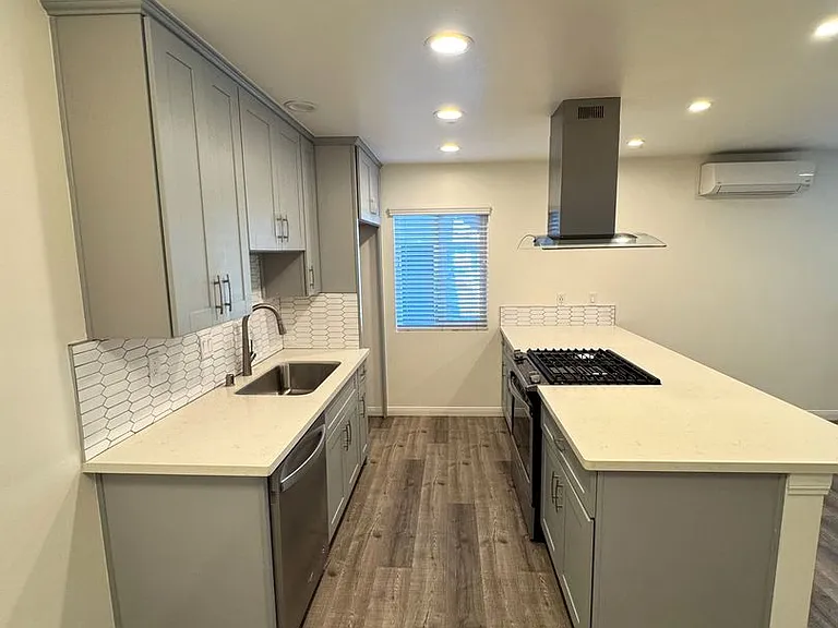 Casa Madrid Apartments — Photo 8
