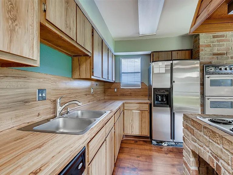 946 Mesa Terrace Dr — Photo 10