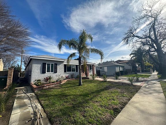 2nd image of 6942 Balcom Ave