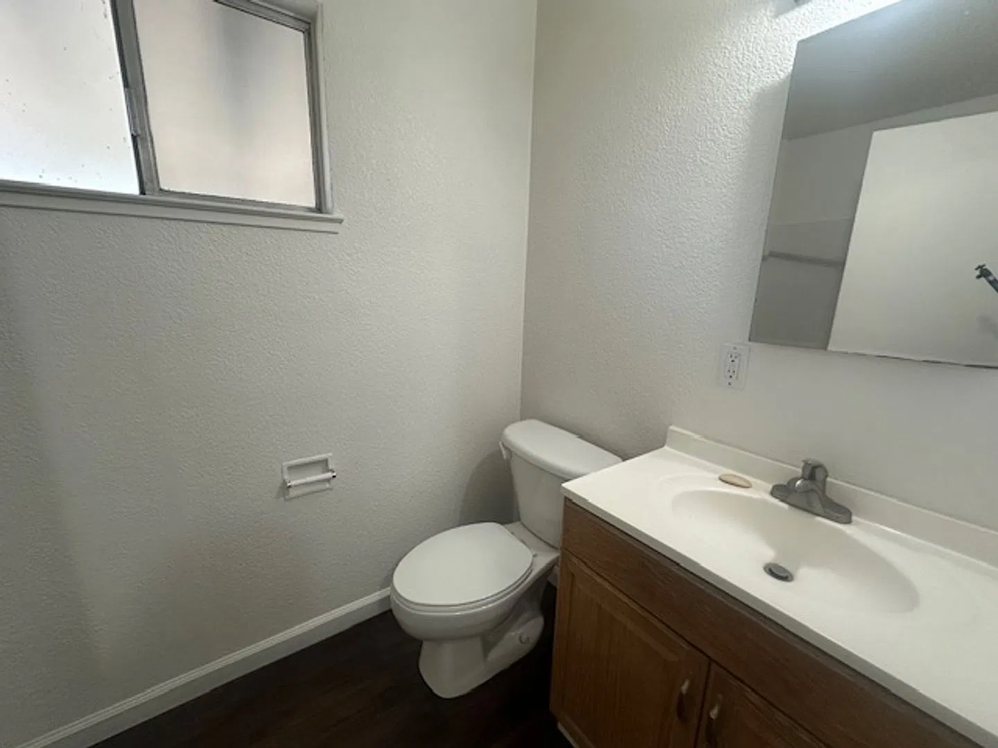 N. West / Beamer Duplex — Photo 4