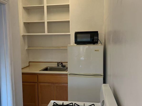 2410 San Mateo St APT 12