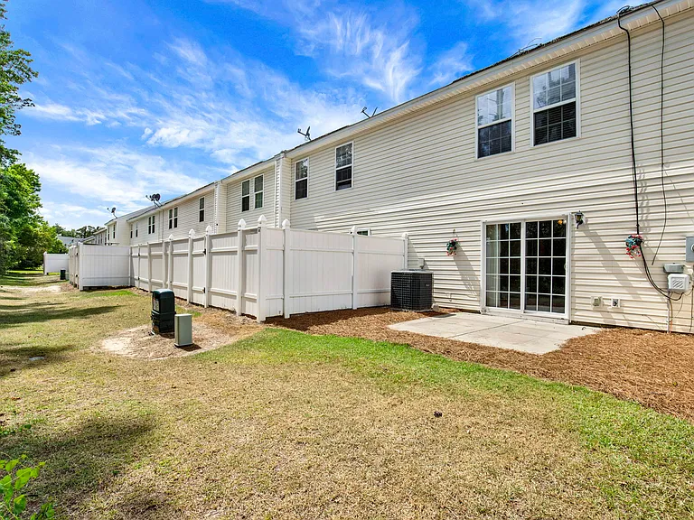 38 Transom Rd — Photo 25