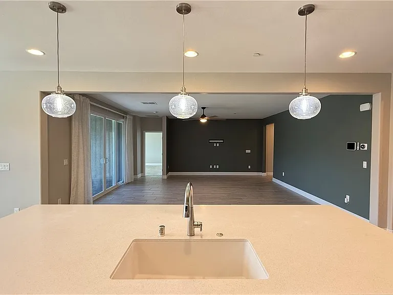 7491 Bonnie Piper St — Photo 6