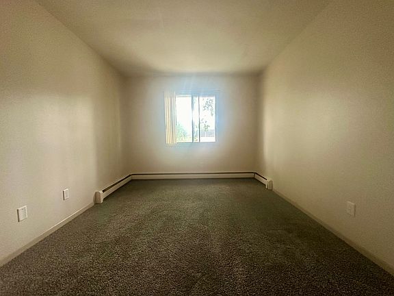 5th image of 1670 Shawano Ave #22
