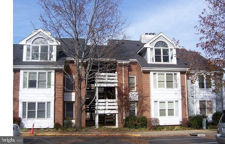 1st image of 3150 Anchorway Ct APT E