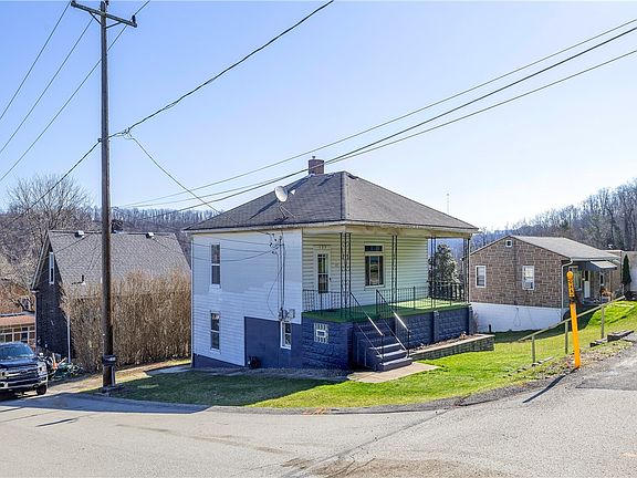 2nd image of 123 Lloyd Ave