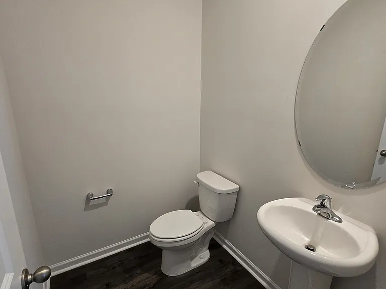 803 Washington St — Photo 14