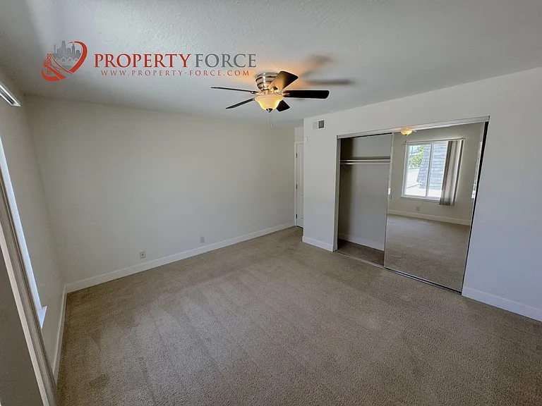 946 Tamarack Ln #9 — Photo 21