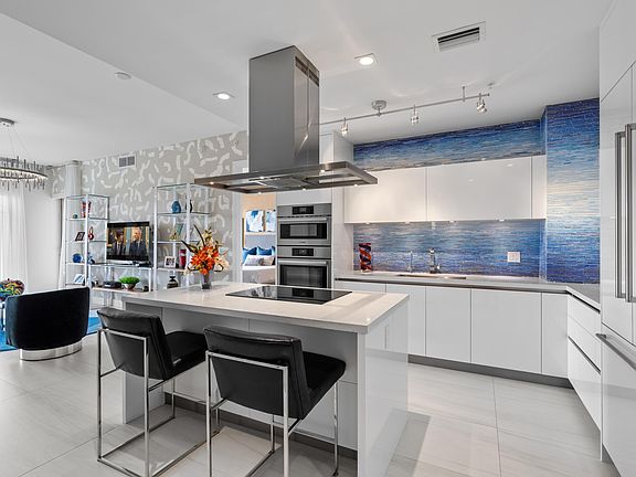 2nd image of 155 E Boca Raton Road #1010