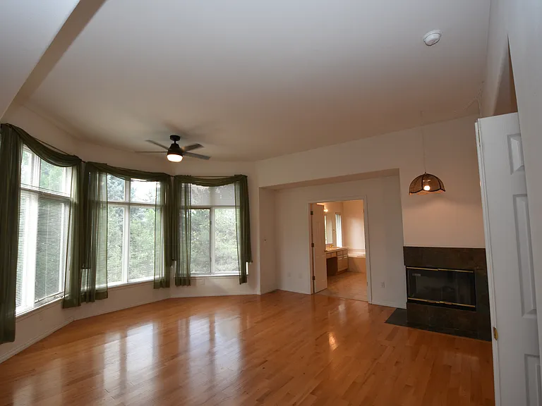 5222 Pinehurst Dr — Photo 23