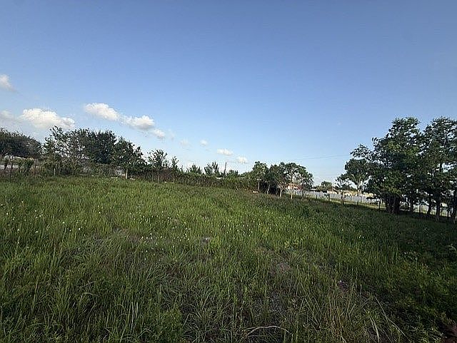 1st image of 0 Greenswarth Ln