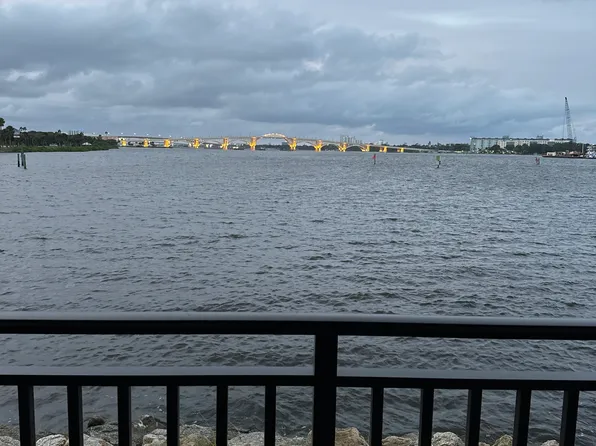 711 Marina Point Dr #711, Daytona Beach, FL 32114