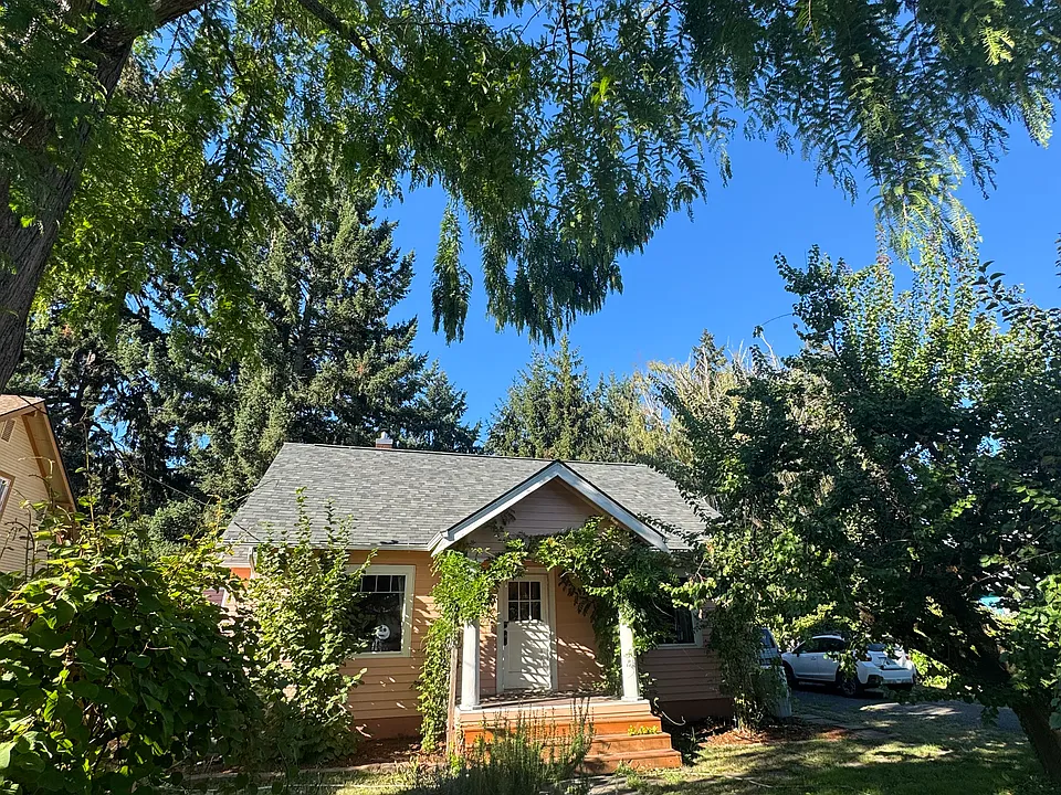 107 Thomason Ln