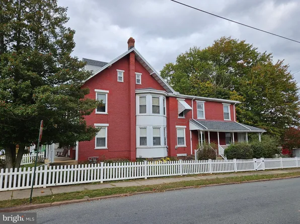 151 S Spruce St, Birdsboro, PA 19508