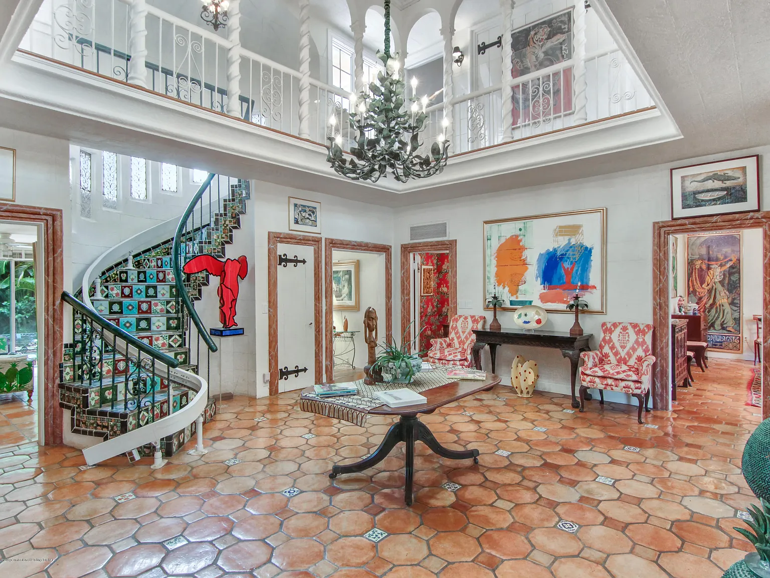 4 bed, 5.5 bath, 4973 sqft, $60,000 — Photo 2