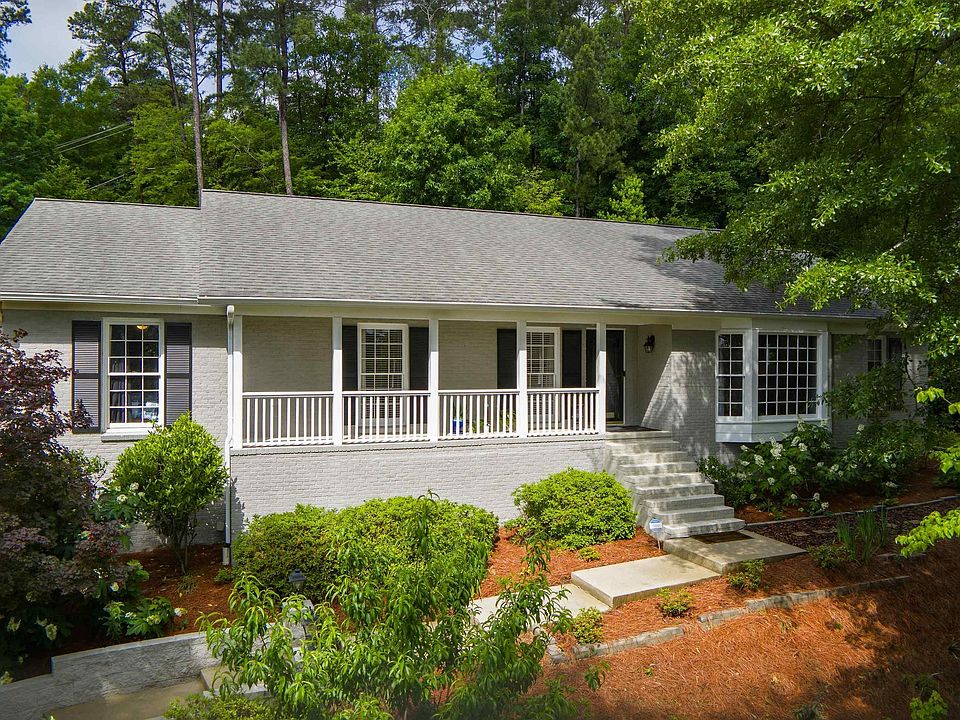 1st image of 2313 Garland Dr