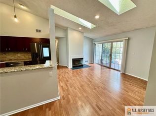 111 Lindsey Ct #3416, Franklin Park, NJ 08823