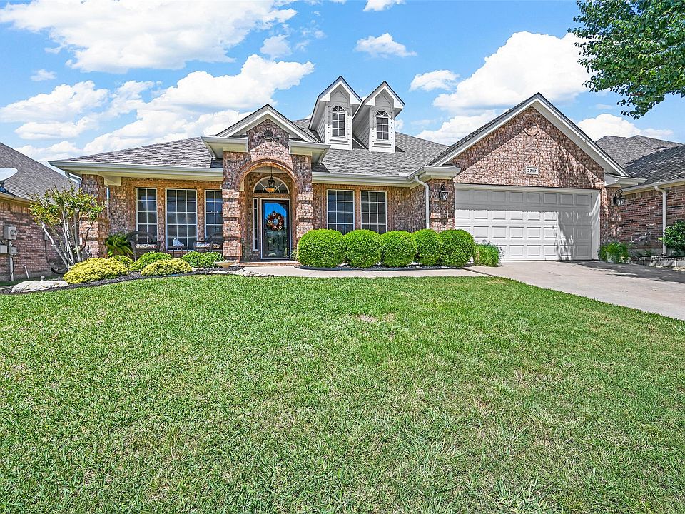 1st image of 2717 White Rock Dr