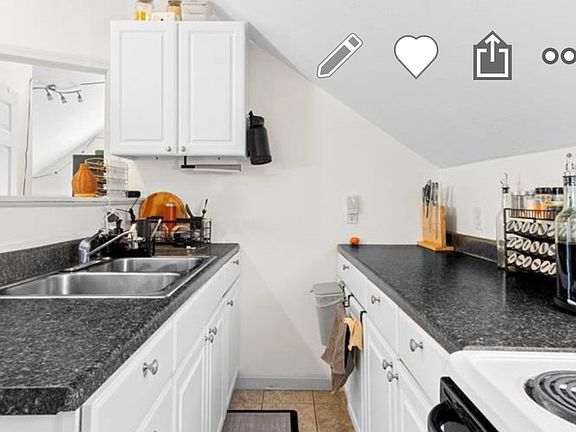 2nd image of 110 Pleasant St #3