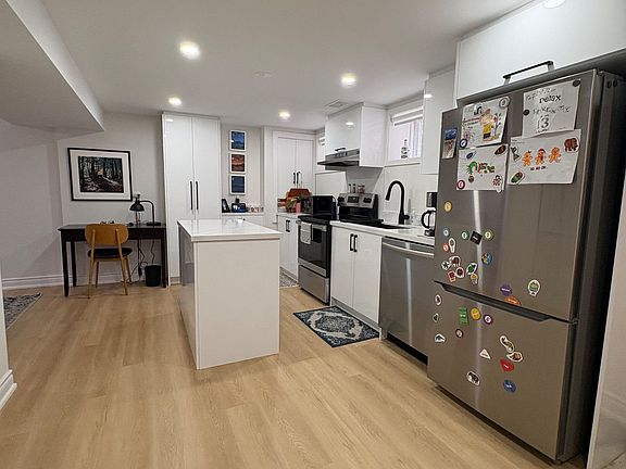 3rd image of 67 Saskatoon Dr