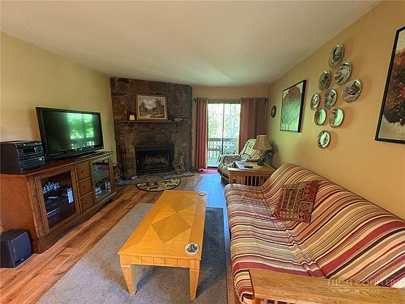 3rd image of 66 Pinetop Circle #C