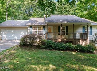221 Liveoak Ln SW, Knoxville, TN 37920