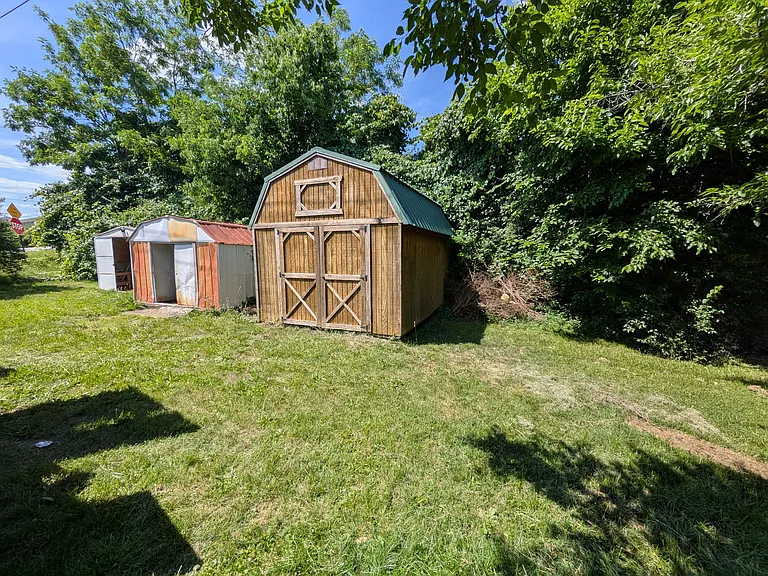 101 McWhorter Ct — Photo 7