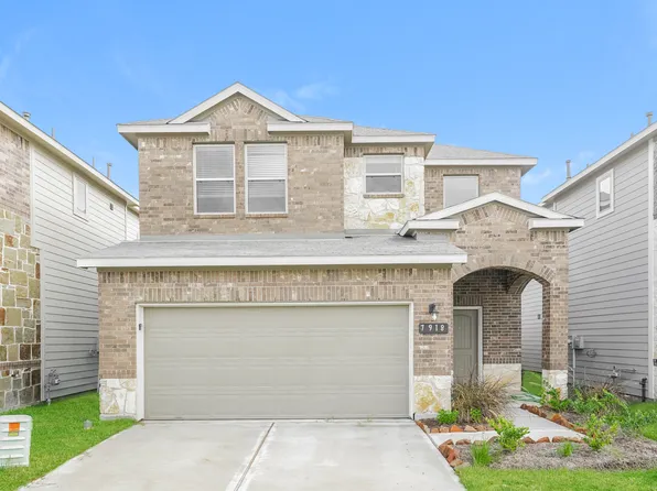 7918 Cypress Country Dr, Cypress, TX