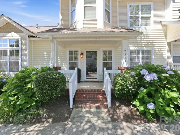 17307 Villanova Rd, Huntersville, NC 28078