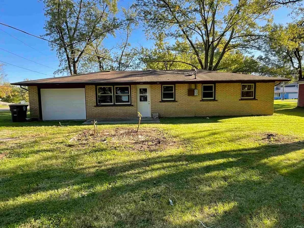 2004 Broadmoor Ave, Fort Wayne, IN 46818