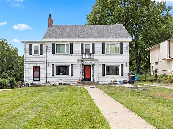 5th image of 3839 E 62nd St #A