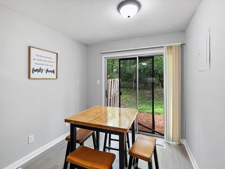 Longleaf Dr — Photo 8