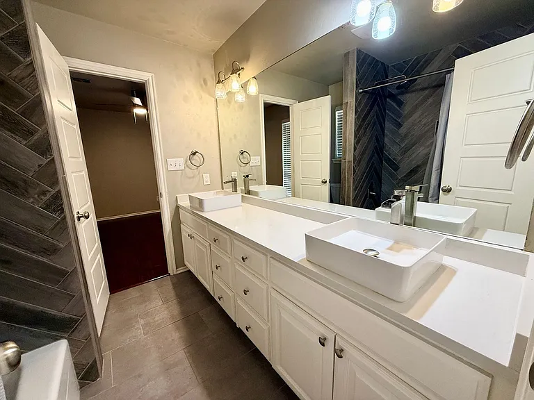 4205 Harrogate Dr — Photo 12