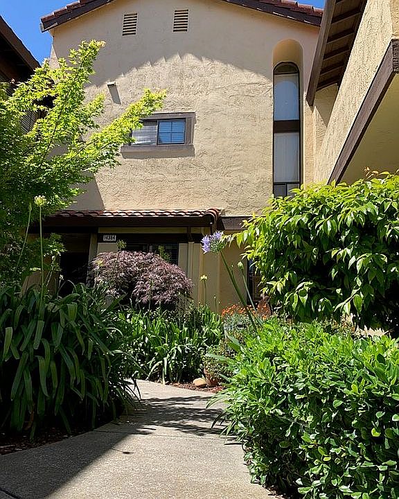 2nd image of 14384 Outrigger Dr
