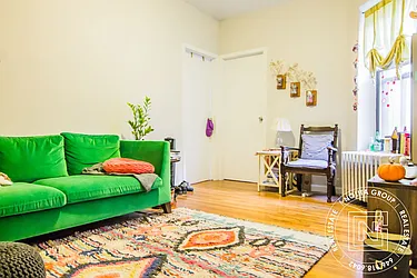 Rented by Nolita Group