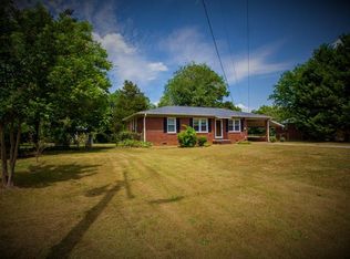 106 Sanders Dr, Greenwood, SC 29649