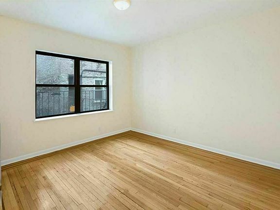 2nd image of 735 W 172nd St APT A33