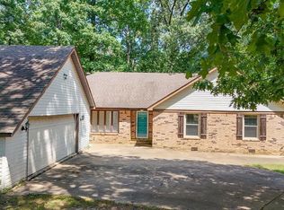 3012 Oakridge Dr, Jonesboro, AR 72405