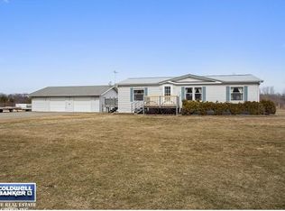 2126 Frog Pond Rd, Oconto, WI 54153