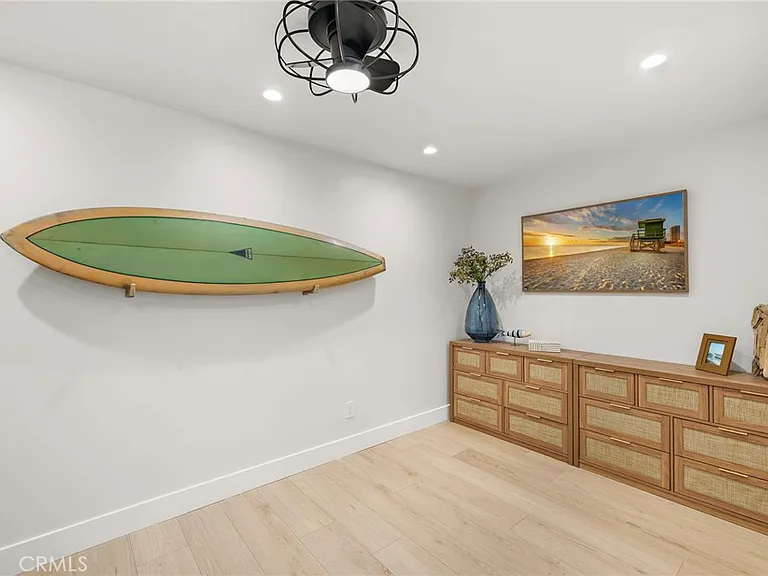 74 Blue Lagoon — Photo 9
