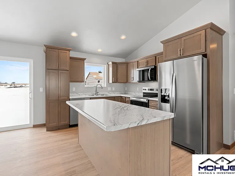 1717 Freeman Dr — Photo 3