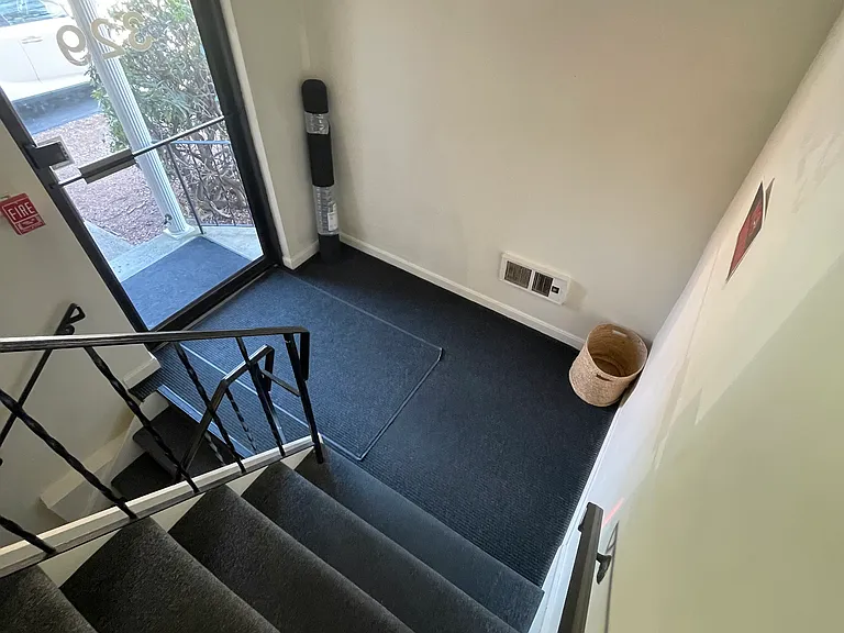 329 Lincoln St #303 — Photo 18